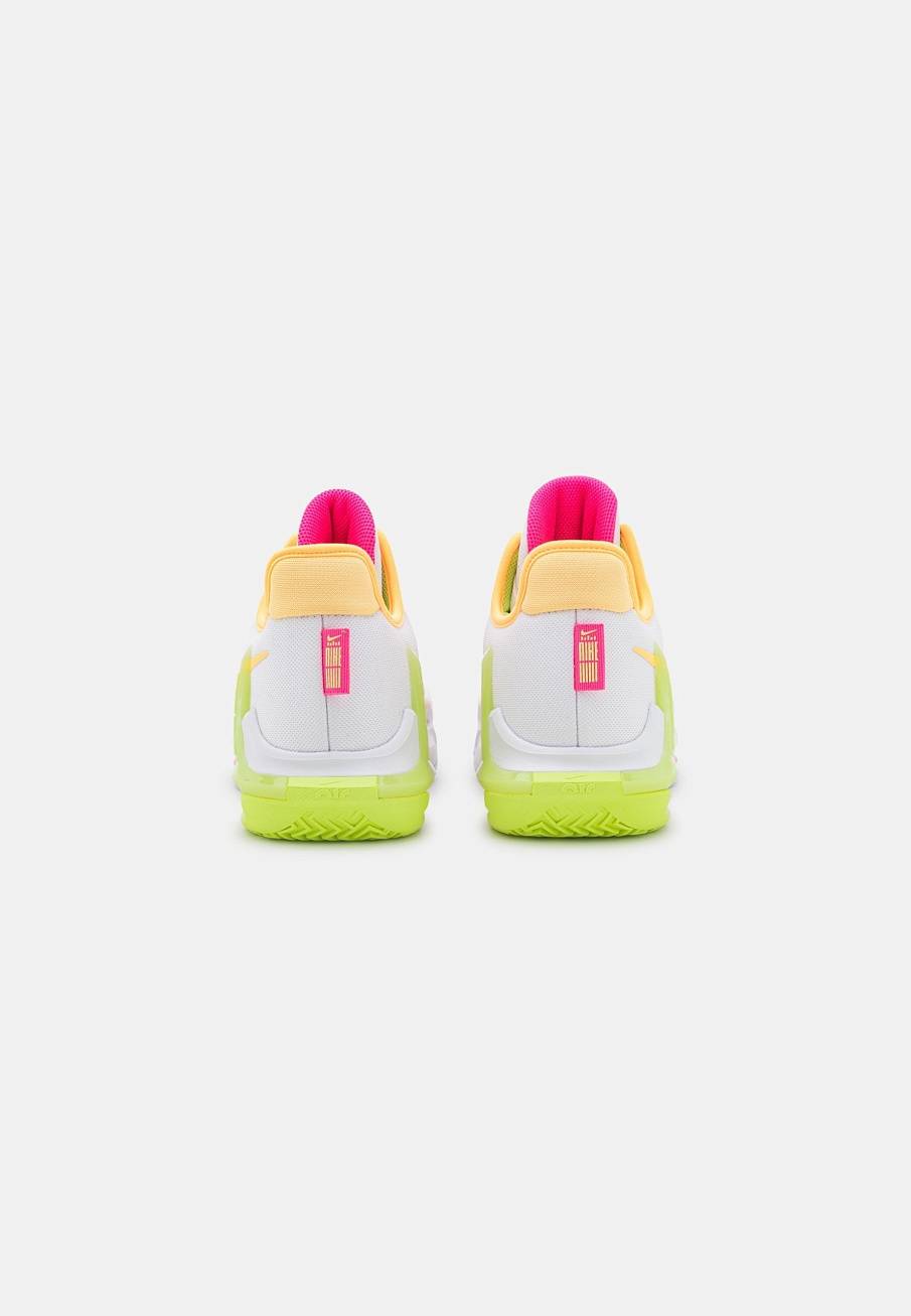 Фото № 3 с приближением к товару «‎Nike Lebron Witness VI»