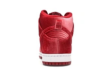 Фото № 4 с приближением к товару «‎Nike SB Dunk High Red Velvet»