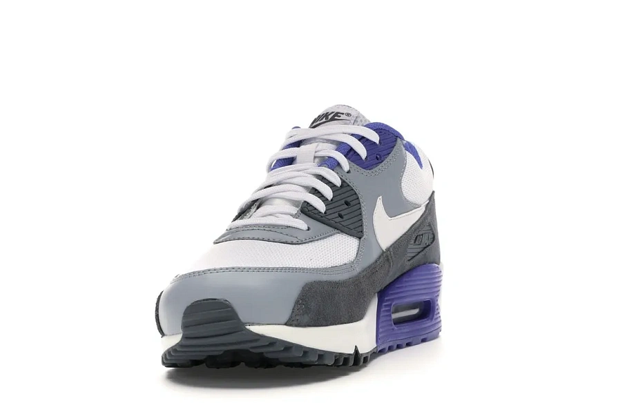 Фото № 2 с приближением к товару «‎Nike Air Max 90 White Grey Violet»