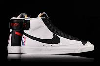Фото № 2 с приближением к товару «‎Nba X Nike Blazer Mid '77 Emb Skate Shoes Trail Blazers»