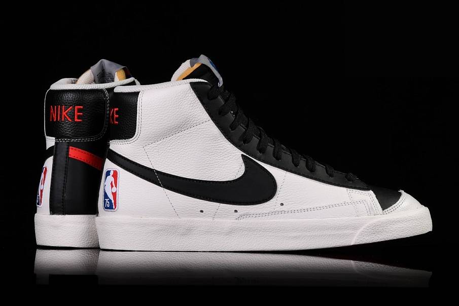 Фото № 2 с приближением к товару «‎Nba X Nike Blazer Mid '77 Emb Skate Shoes Trail Blazers»