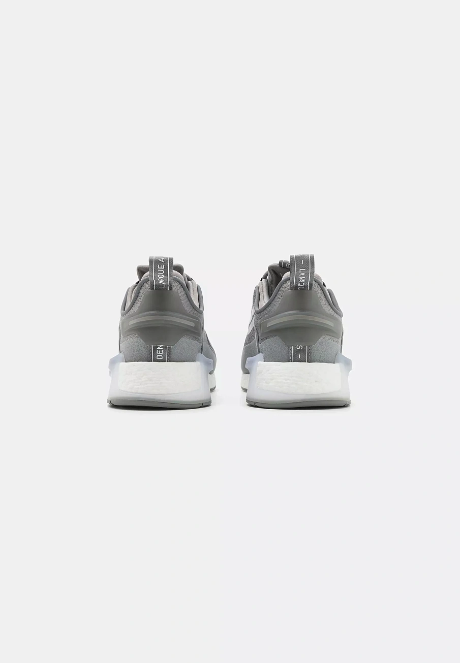 Фото № 4 с приближением к товару «‎NMD_V3 UNISEX»
