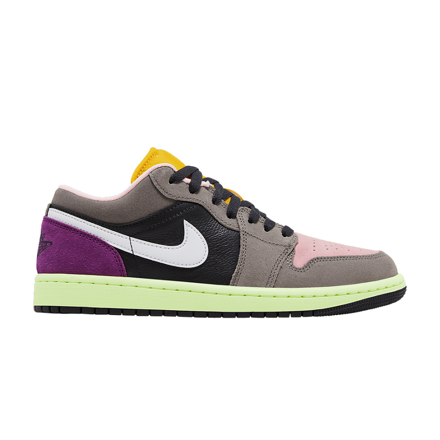 Фото № 1 с приближением к товару «‎Air Jordan 1 Low SE Tokyo Bio Hack»