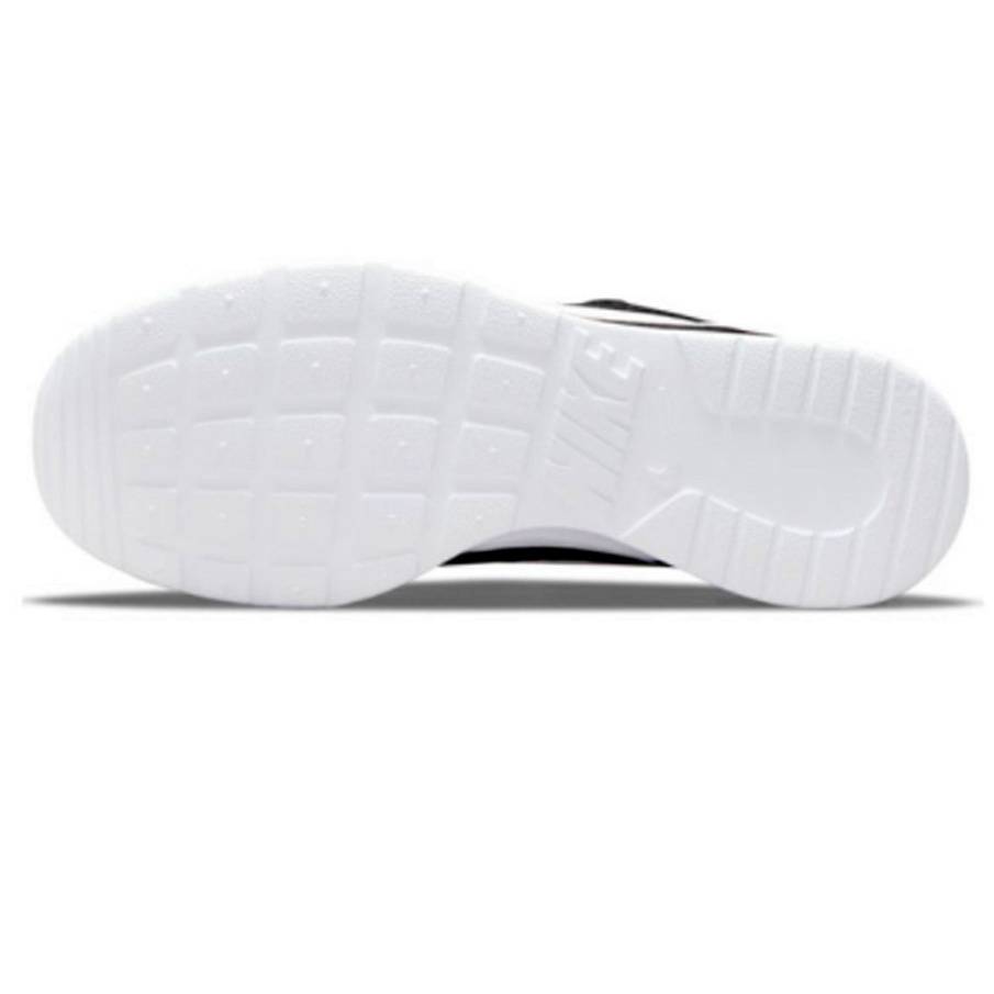 Фото № 3 с приближением к товару «‎Nike Tanjun»