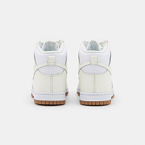 Фото № 3 с приближением к товару «‎Nike Dunk »