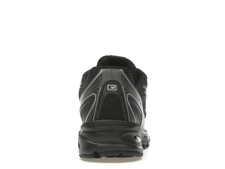 Фото № 4 с приближением к товару «‎New Balance 740v2»