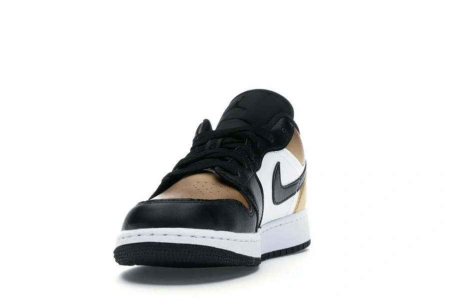 Фото № 4 с приближением к товару «‎Jordan 1 Low Gold Toe »