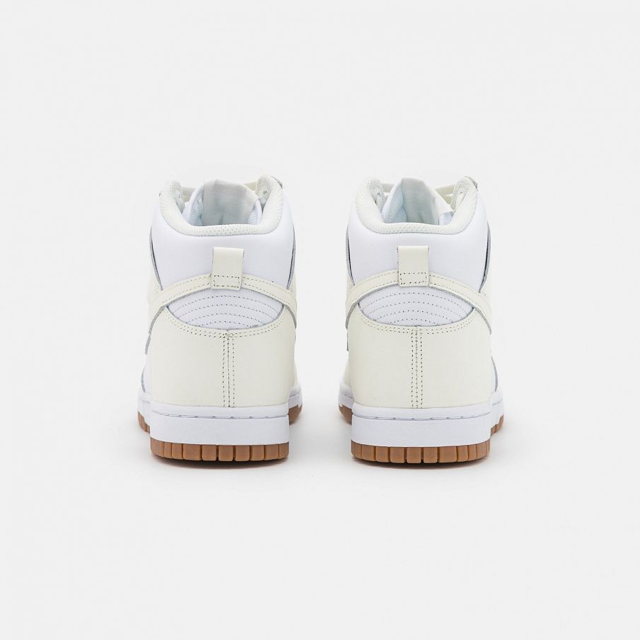 Фото № 3 с приближением к товару «‎Nike Dunk »