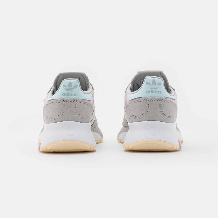 Фото № 2 с приближением к товару «‎Adidas Retropy F2 »