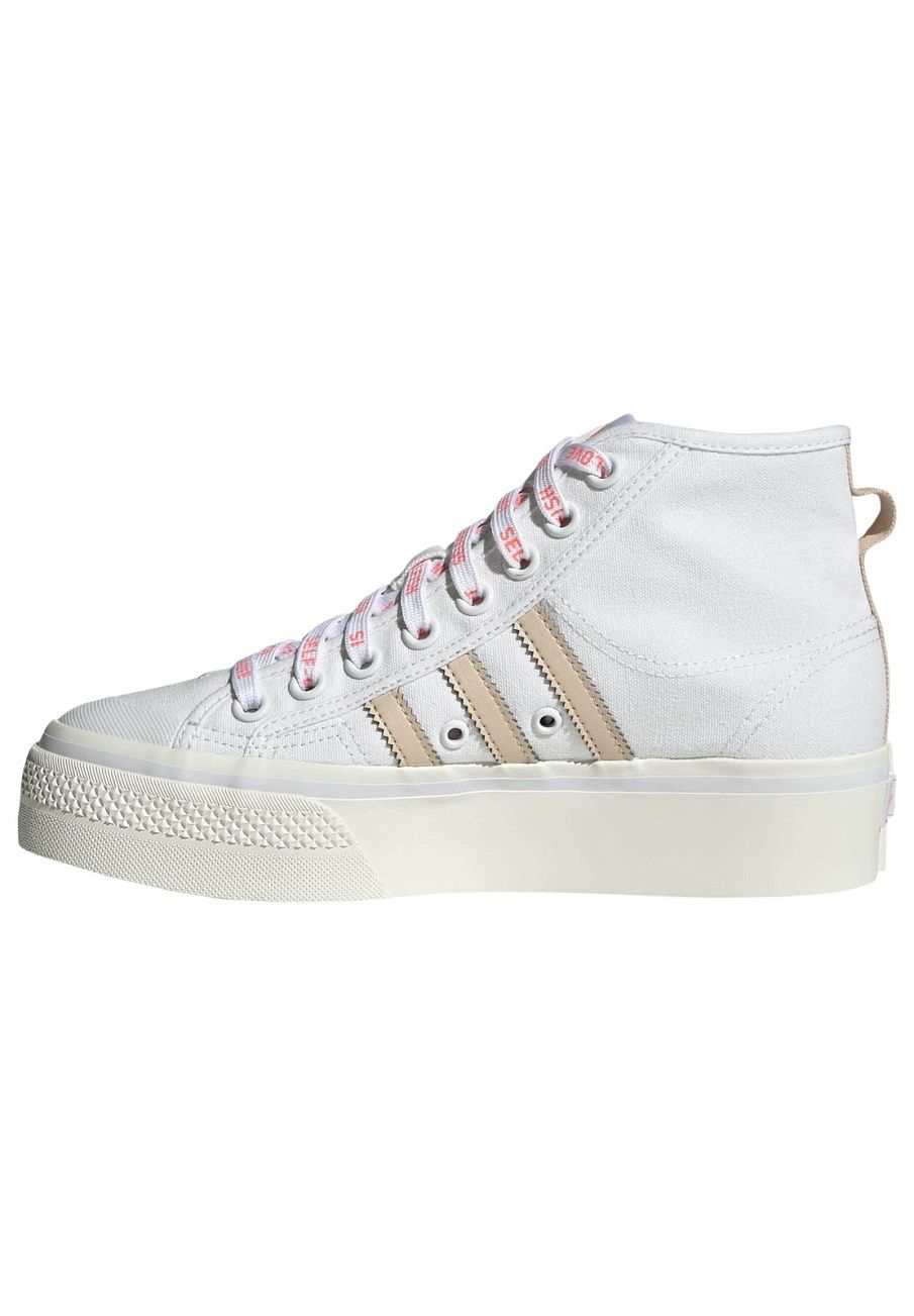 Фото № 1 с приближением к товару «‎Adidas Nizza »