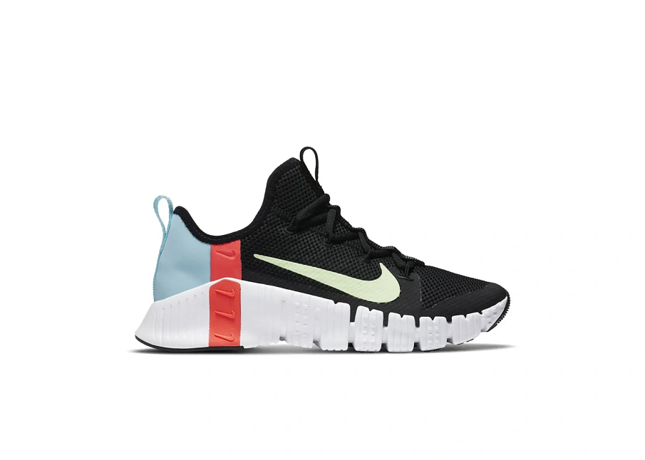 Фото № 1 с приближением к товару «‎Nike Free Metcon 3 Black Flash Crimson »