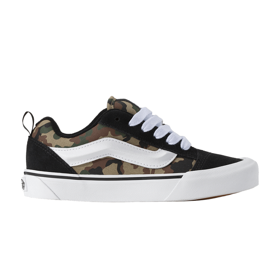 Фото № 1 с приближением к товару «‎Vans Knu-Skool Kids Black Green Camo»