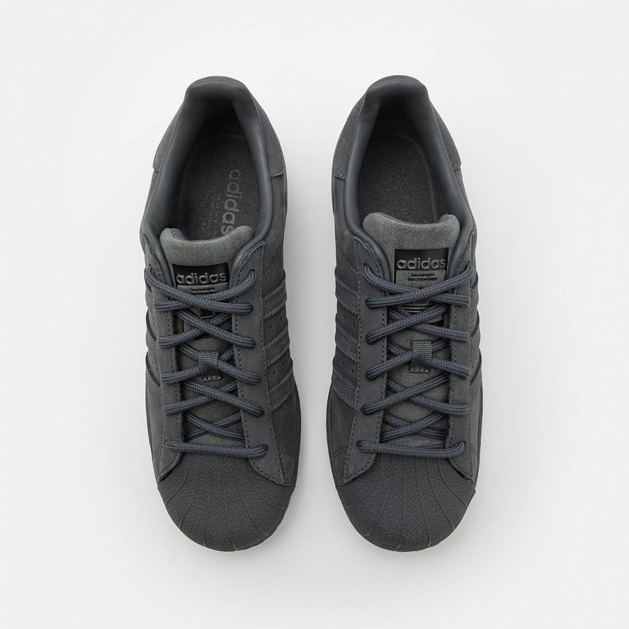 Фото № 4 с приближением к товару «‎Adidas Superstar »