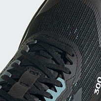 Фото № 1 с приближением к товару «‎Adidas »