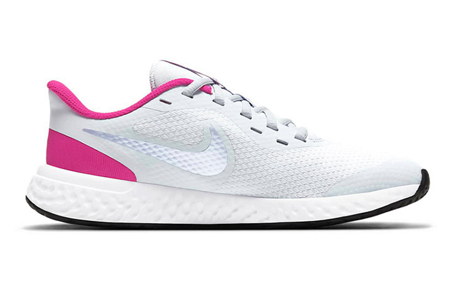 Фото № 2 с приближением к товару «‎Nike Revolution 5 GS 'Football Grey Fireberry'»