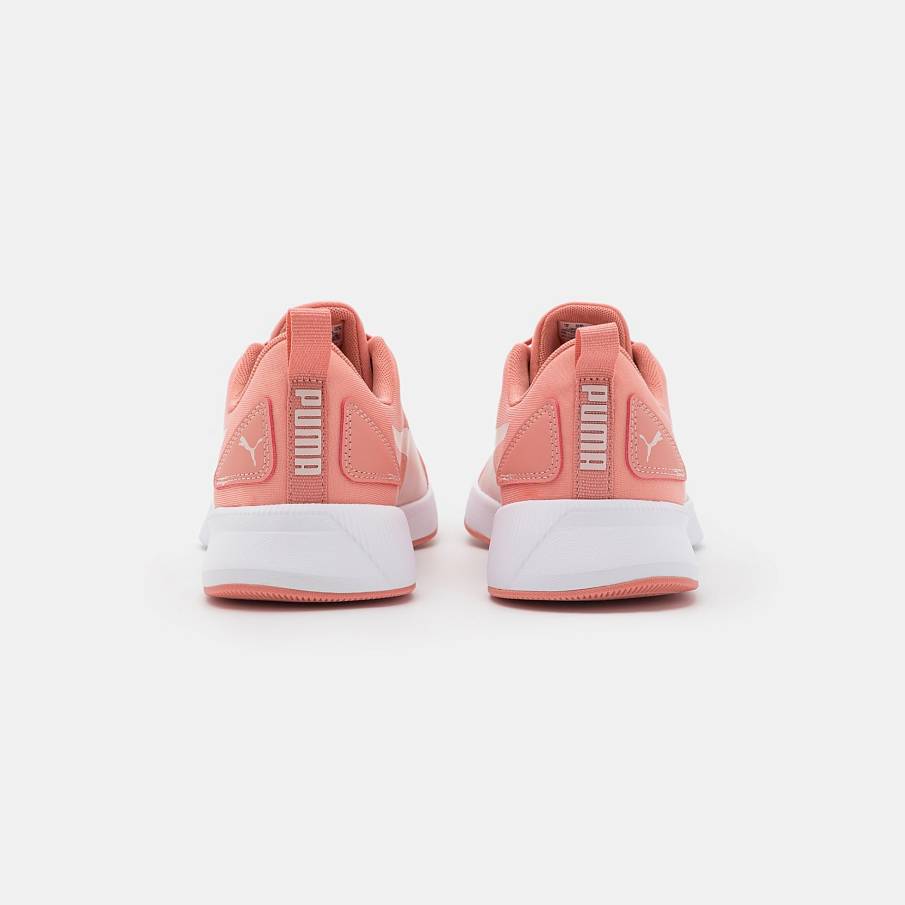 Фото № 2 с приближением к товару «‎Puma Flyer Runner»