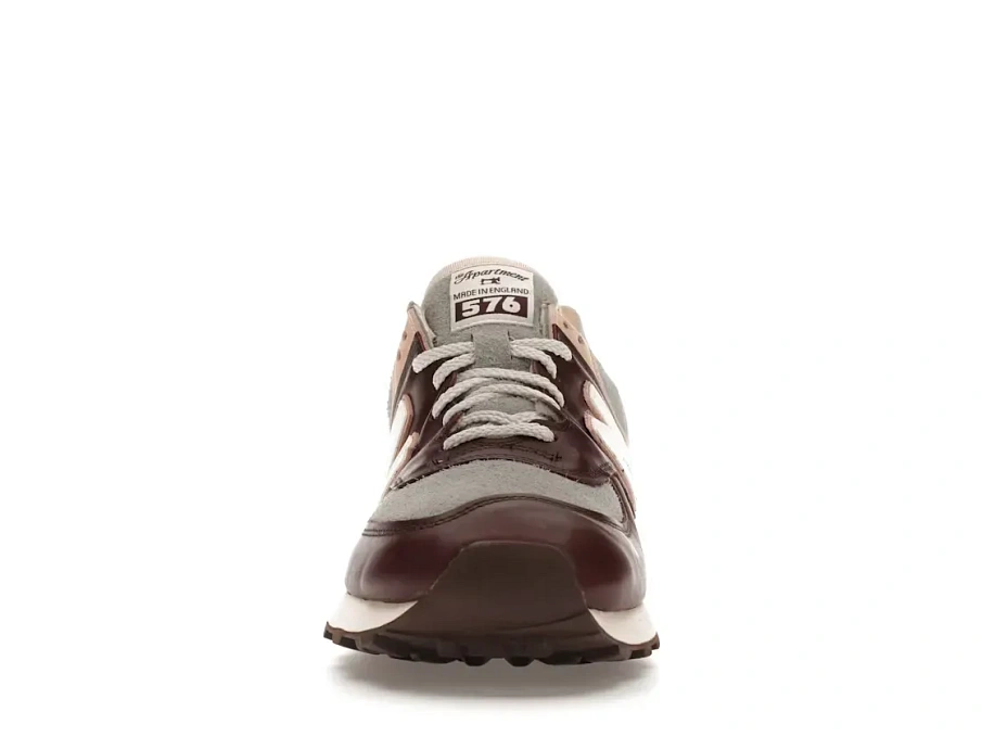 Фото № 2 с приближением к товару «‎New Balance 576»