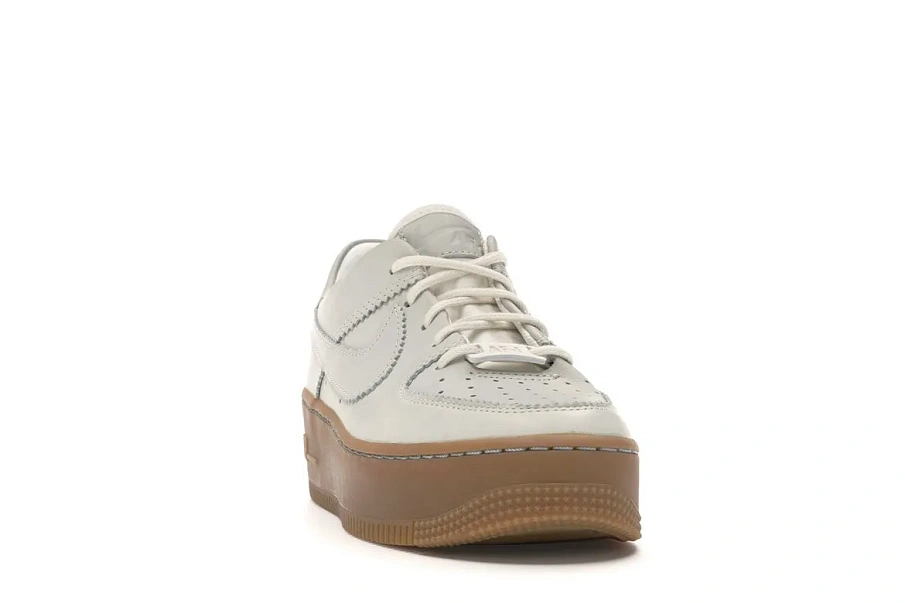 Фото № 4 с приближением к товару «‎Nike Air Force 1 Sage Low LX Biege Gum»