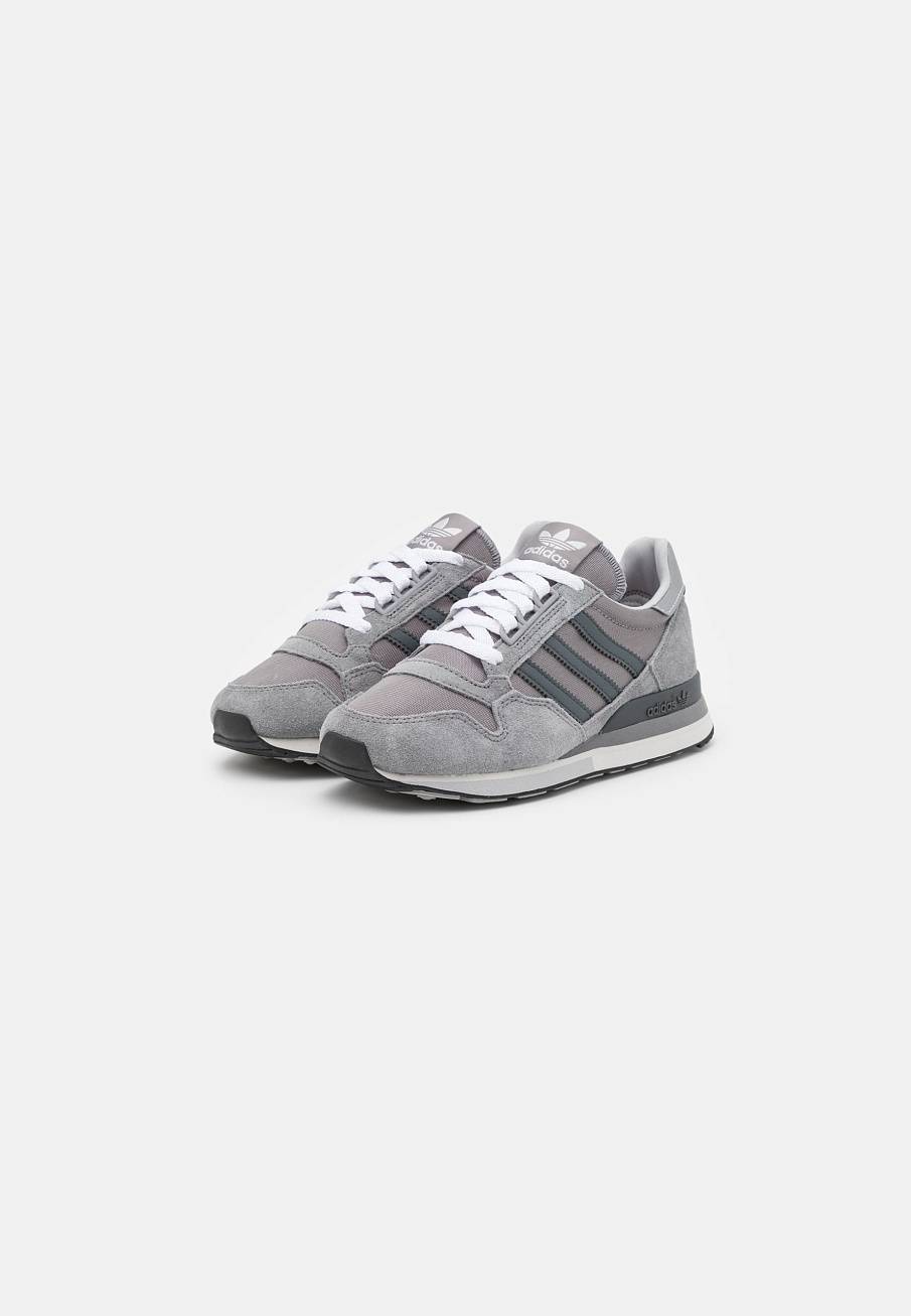 Фото № 4 с приближением к товару «‎Adidas Zx 500 »