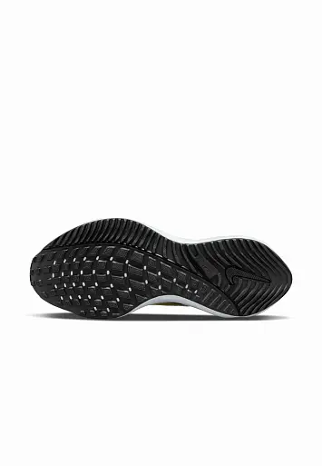 Nike Air Zoom Vomero - 4