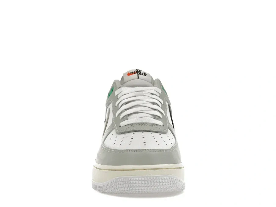 Фото № 2 с приближением к товару «‎Nike Air Force 1 Low '07 LV8 Split Light Silver»