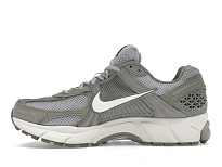 Фото № 3 с приближением к товару «‎Nike Zoom Vomero 5»