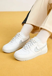 Фото № 3 с приближением к товару «‎AIR FORCE 1 DANCE»