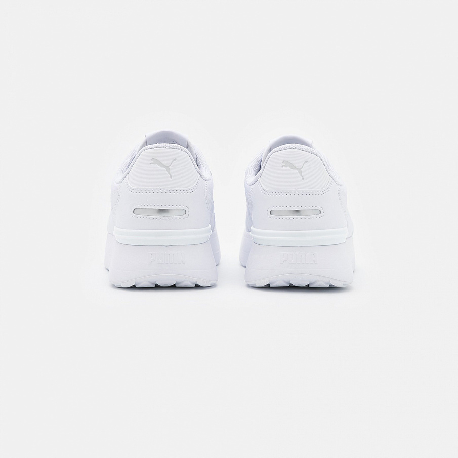 Фото № 4 с приближением к товару «‎Puma R78 Voyage »