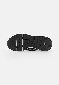 Фото № 5 с приближением к товару «‎Adidas Swift 22 »