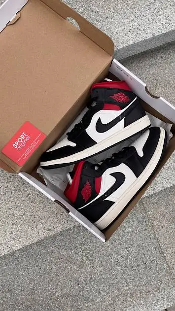 AJ 1 Mid Black Gym Red Panda - 2