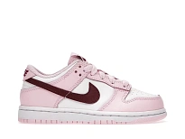 Фото № 1 с приближением к товару «‎Nike Dunk Low»