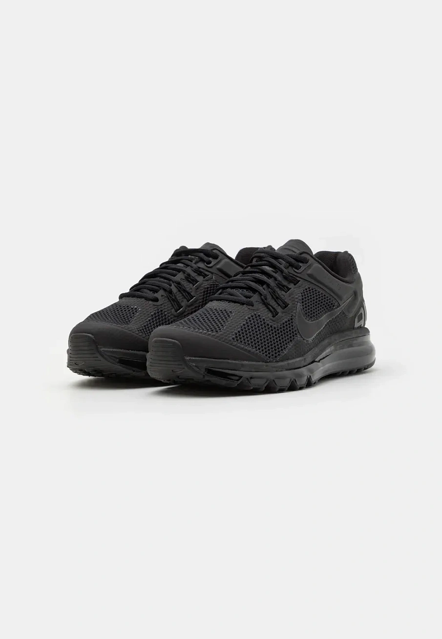 Фото № 2 с приближением к товару «‎AIR MAX 2013»