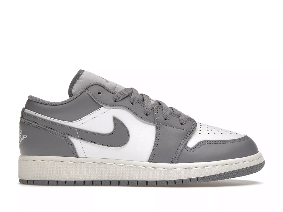 Фото № 1 с приближением к товару «‎Air Jordan 1 Low Vintage Grey »