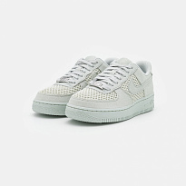 Фото № 3 с приближением к товару «‎Nike Air Force 1 »