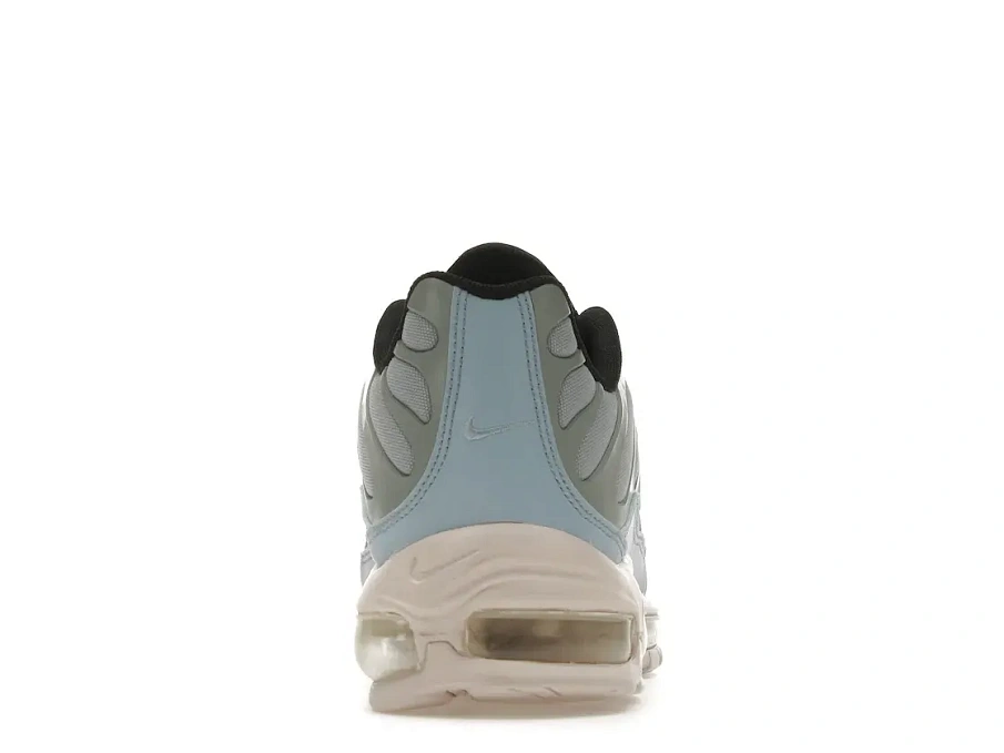 Фото № 4 с приближением к товару «‎Nike Air Max Plus 97 Layer Cake»