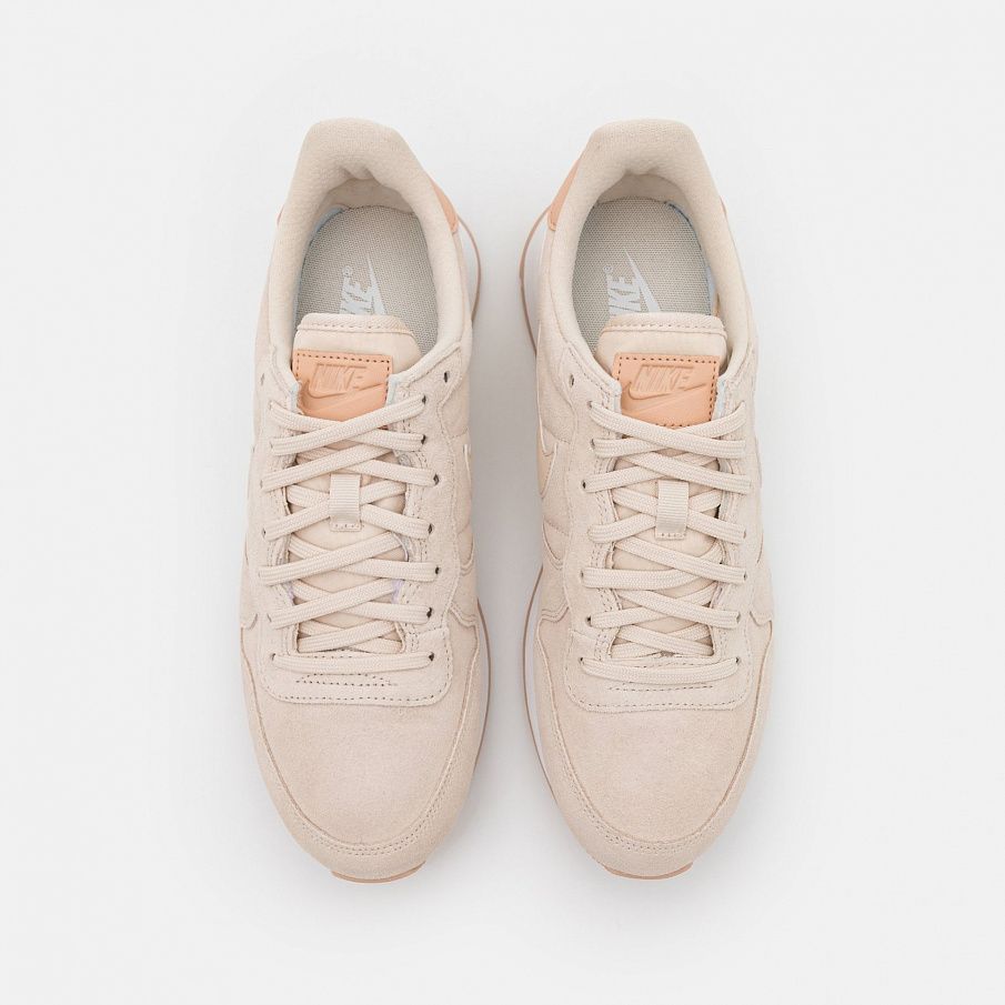 Фото № 5 с приближением к товару «‎Nike Internationalist »