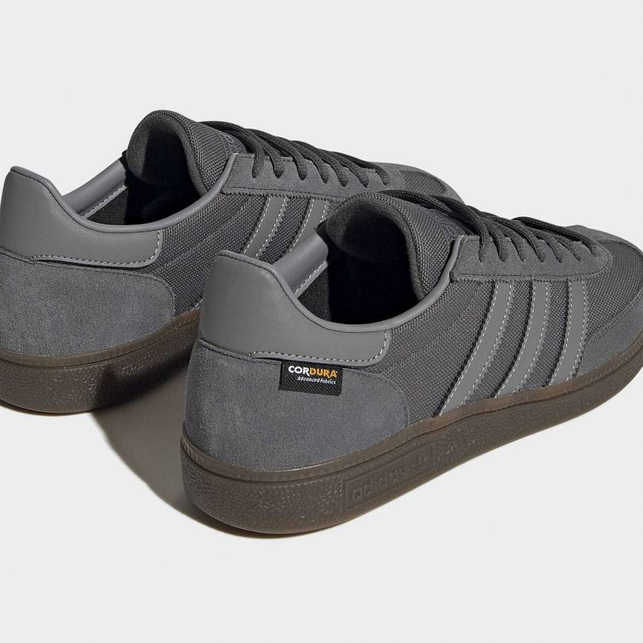Фото № 5 с приближением к товару «‎Adidas Spezial »