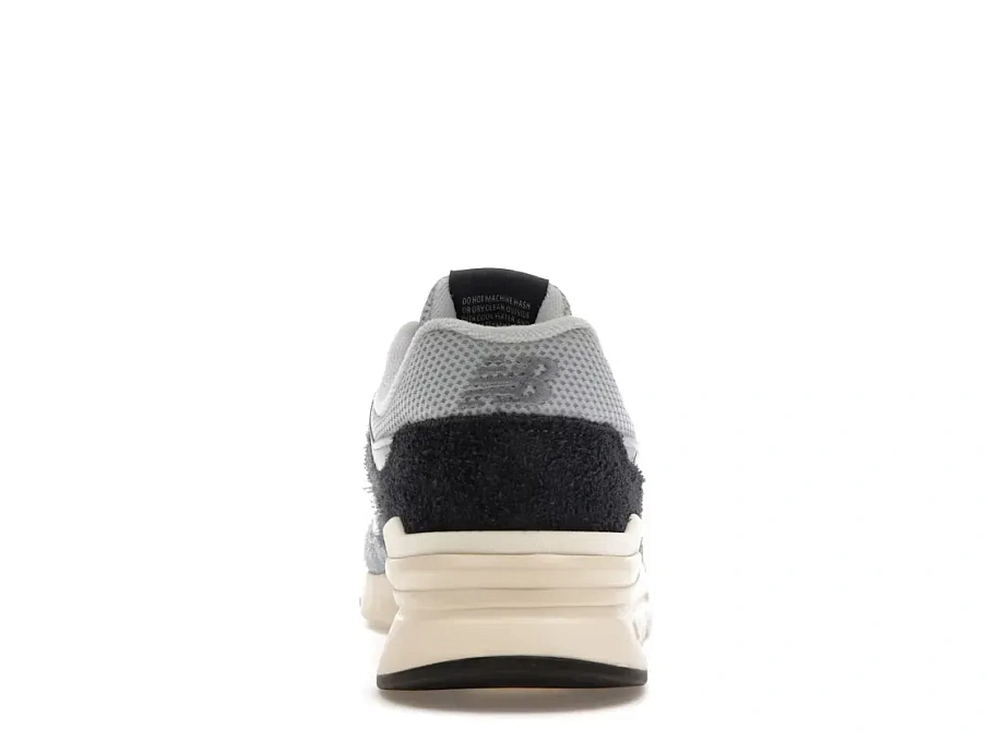 Фото № 4 с приближением к товару «‎New Balance 997H»