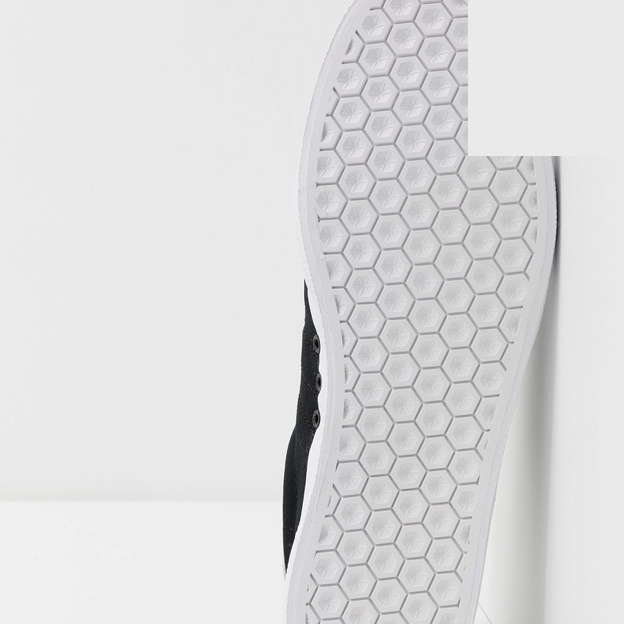 Фото № 5 с приближением к товару «‎Adidas 3mc »