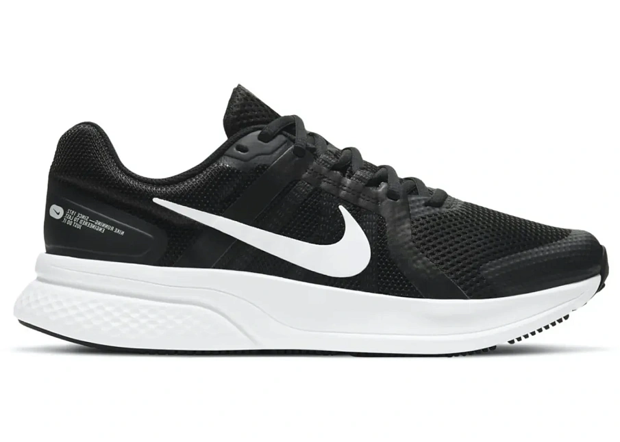 Фото № 1 с приближением к товару «‎Nike Run Swift 2 Black White»
