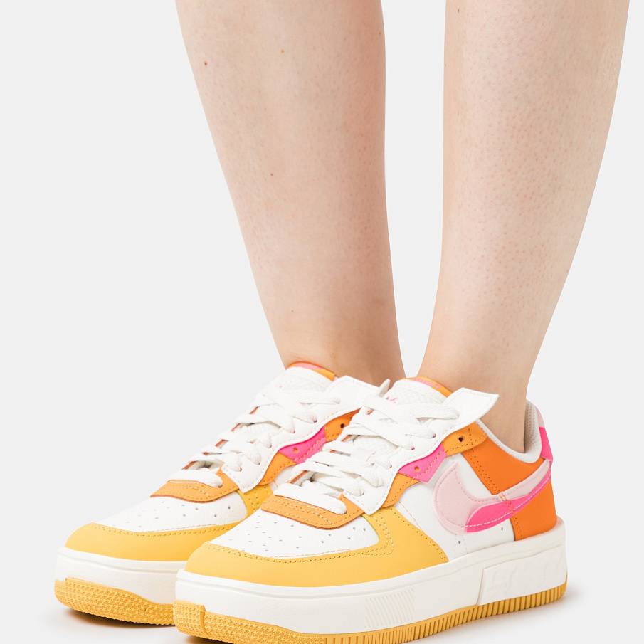 Фото № 2 с приближением к товару «‎Nike Air Force Fontanka »