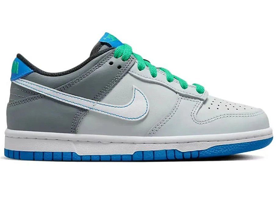 Фото № 1 с приближением к товару «‎Nike Dunk Low»