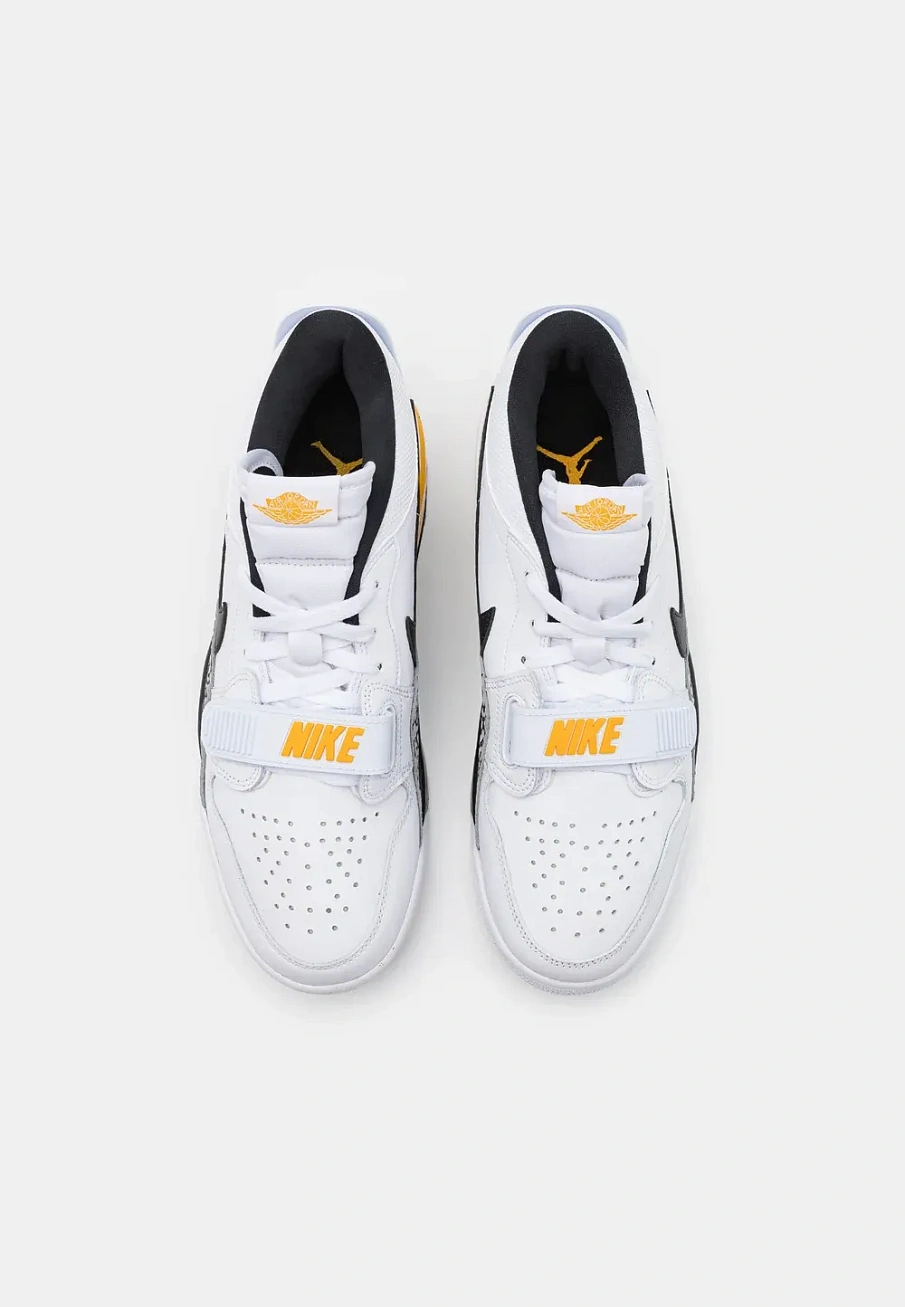Фото № 4 с приближением к товару «‎AIR JORDAN LEGACY 312 UNISEX»
