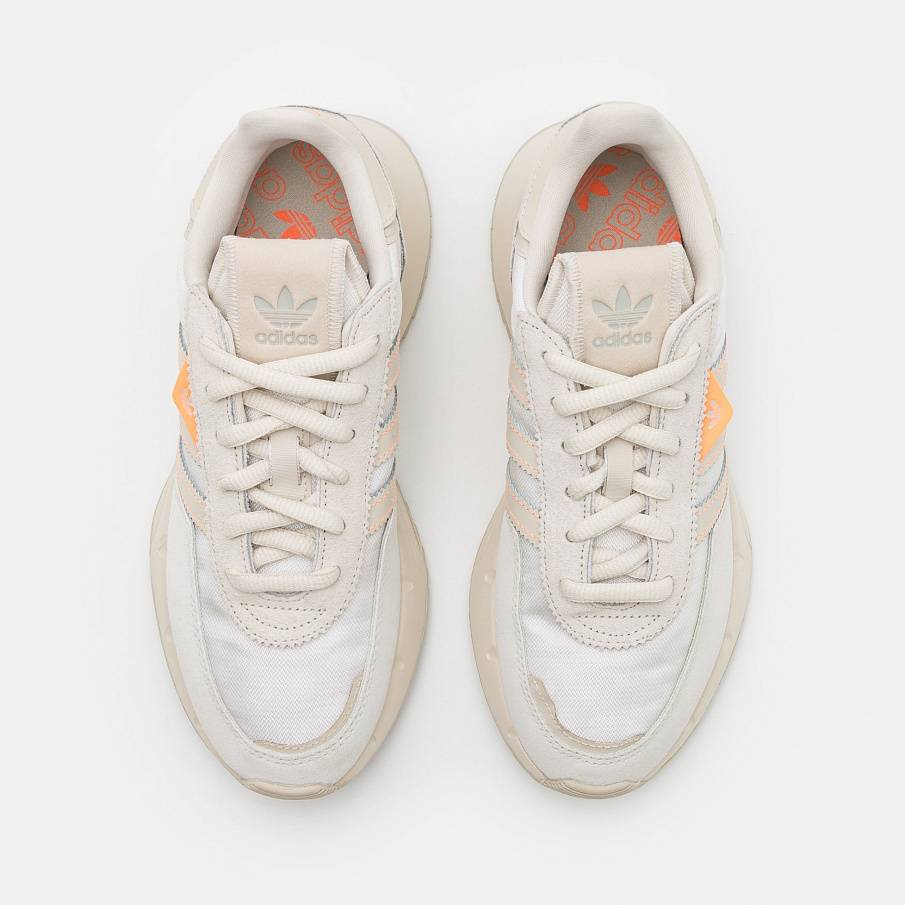 Фото № 4 с приближением к товару «‎Adidas Retropy F2 »