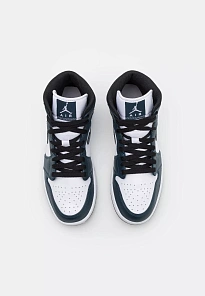 Фото № 4 с приближением к товару «‎AIR JORDAN 1 MID»