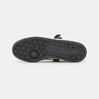 Фото № 5 с приближением к товару «‎Adidas Forum »