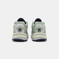 Фото № 4 с приближением к товару «‎Adidas Astir »