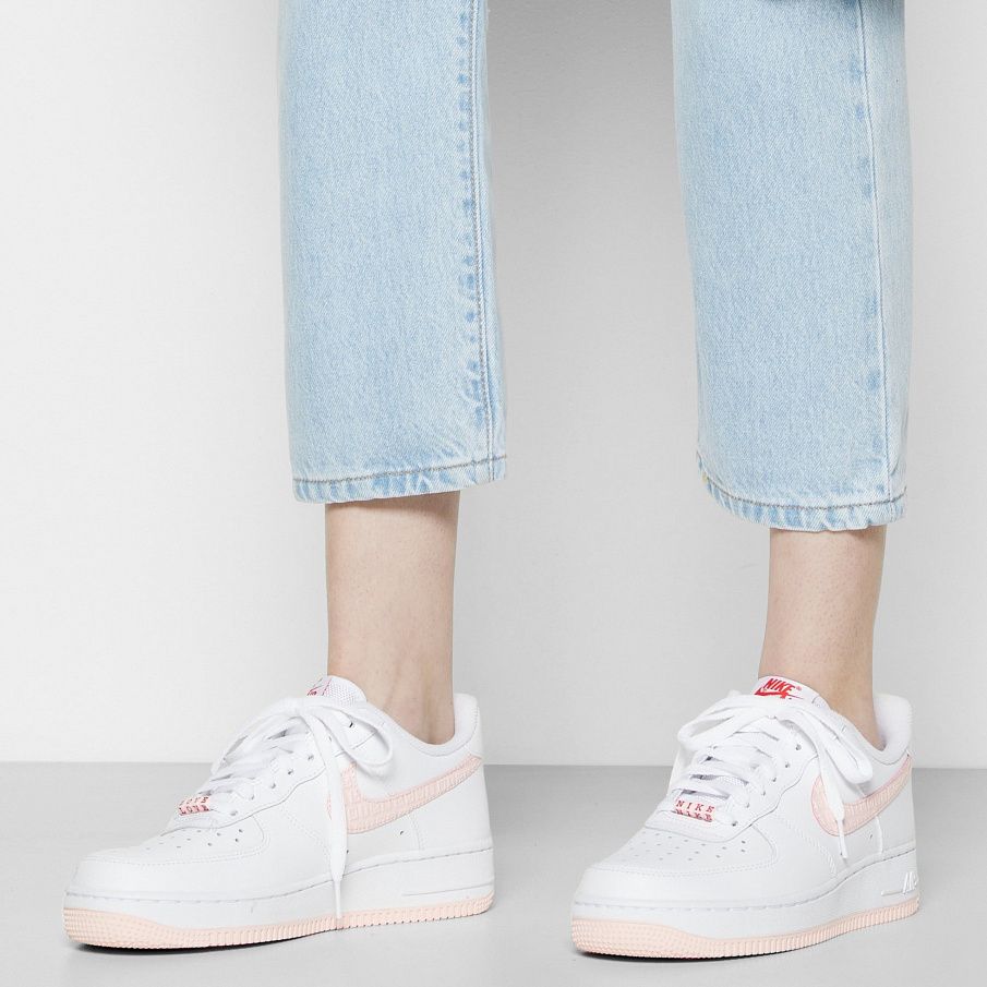 Фото № 3 с приближением к товару «‎Nike Air Force 1 ’07 »