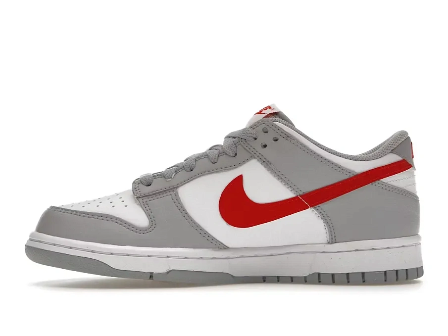 Фото № 3 с приближением к товару «‎Nike Dunk Low»