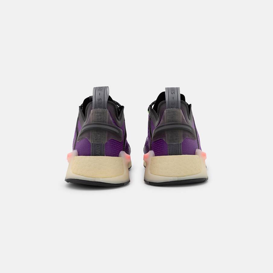 Фото № 5 с приближением к товару «‎Adidas Nmd_r1 V3 »